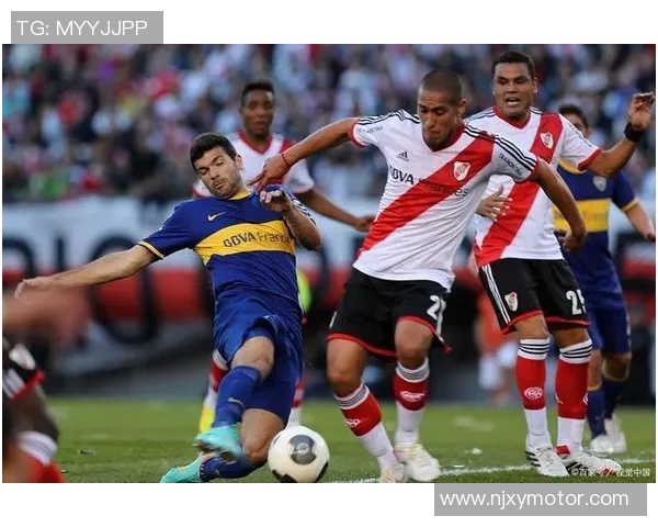 2018年飓风队对阵科隆竞技精彩回顾与赛后分析 2018年飓风队对阵科隆竞技精彩回顾与赛后分析