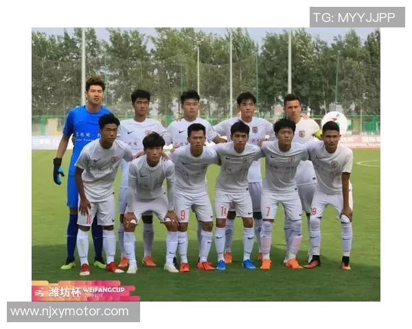 山东鲁能队足球比赛直播精彩瞬间回顾与分析全方位解读球队表现与战术安排